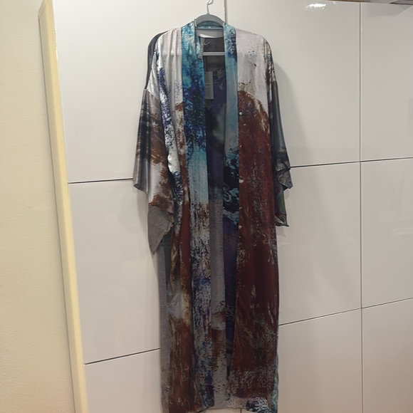 CARMEN MOLINA Silk Kimono Robe 0/S NWT - Picture 5 of 5